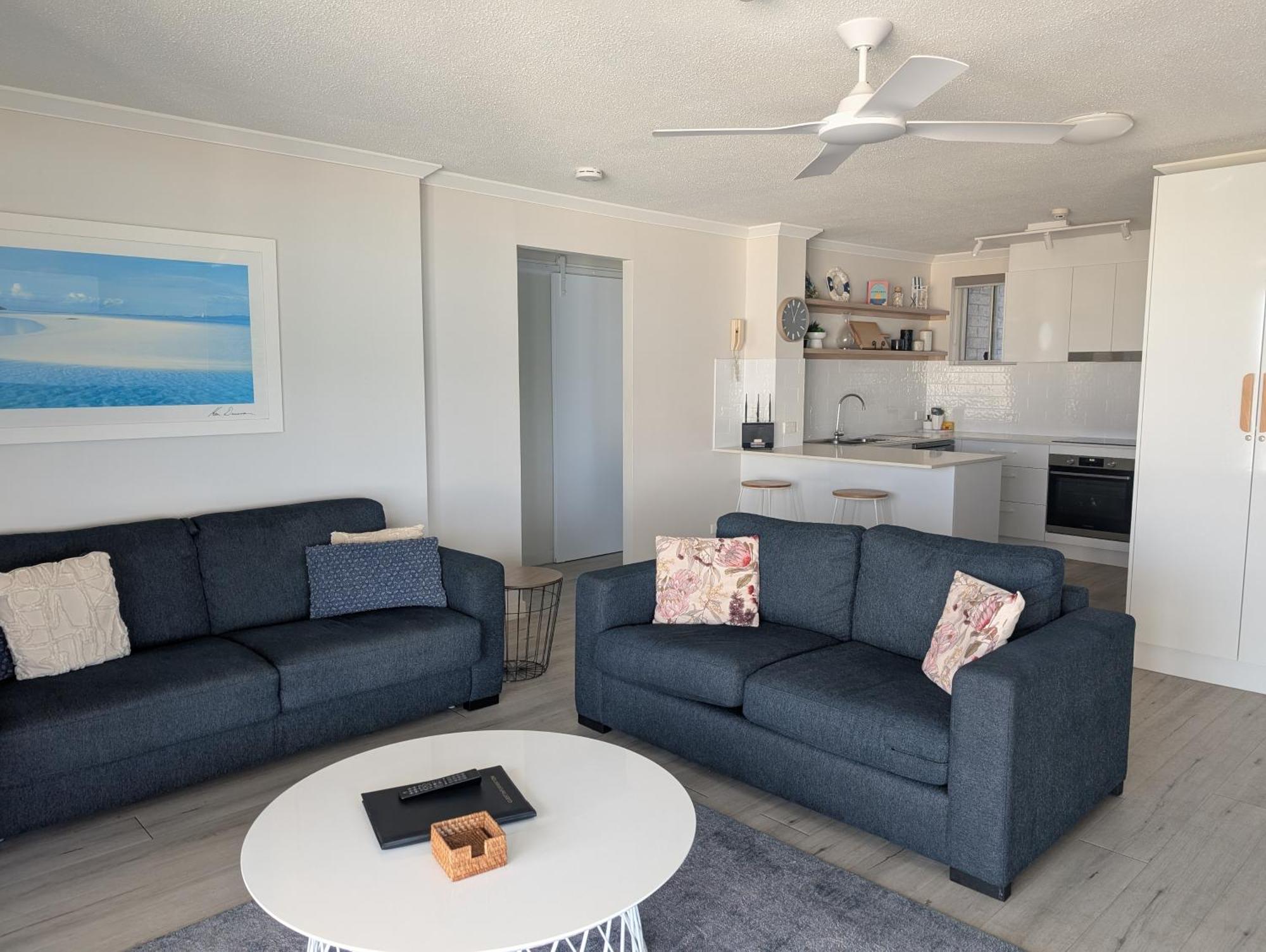 Aparthotel Pacific Surf Absolute Beachfront Gold Coast
