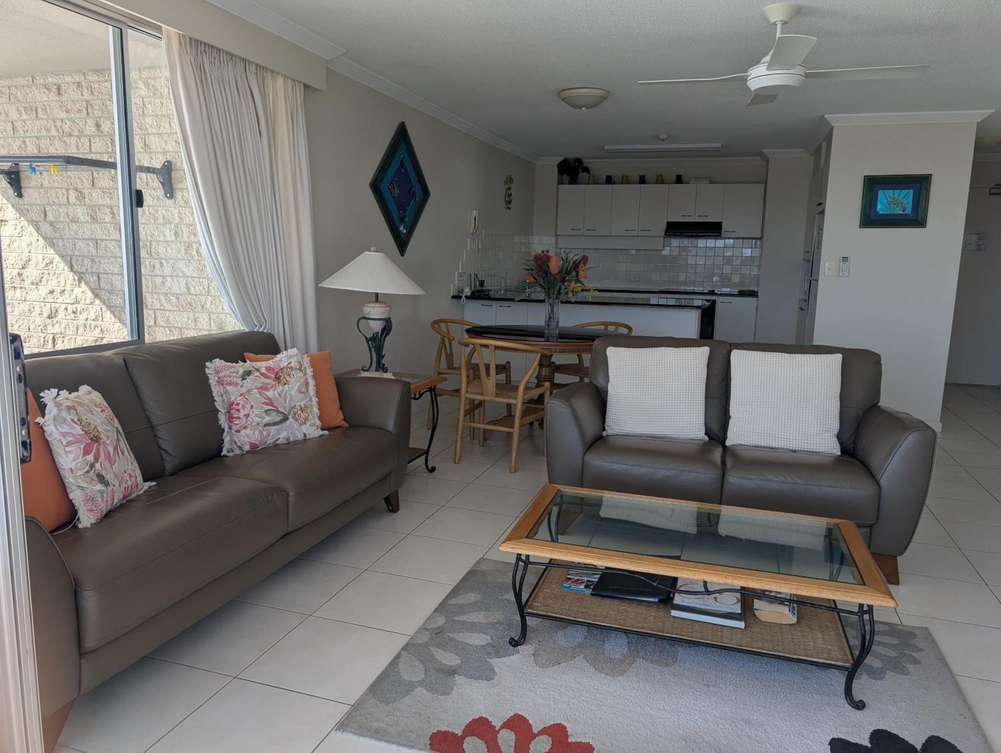 Pacific Surf Absolute Beachfront Aparthotel